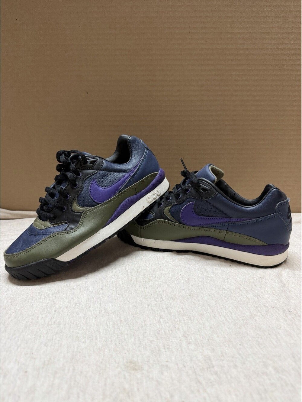 Nike ACG Wildwood AO3116-400 Women’s Size 5 Trail Shoes Purple Olive No Box